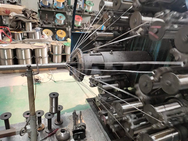 �z�b�߉��z��